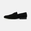 Pier One Smart Slip-Ons - Black