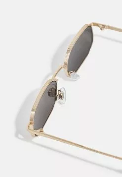Pier One Unisex - Sunglasses - Gold-Coloured/Black -Pier One Shop 0d8c4ec208f14201b303a2f772bbaa6f