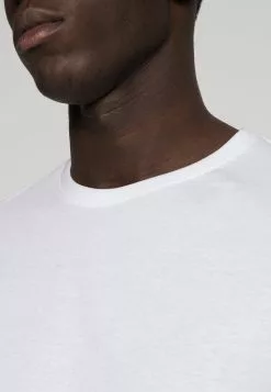 Pier One 3 Pack - Basic T-Shirt - White/Black/Light Grey 13 Pier One 3 Pack - Basic T-Shirt - White/Black/Light Grey -Pier One Shop 122d0709c72e447f82ad50ef09ab3779