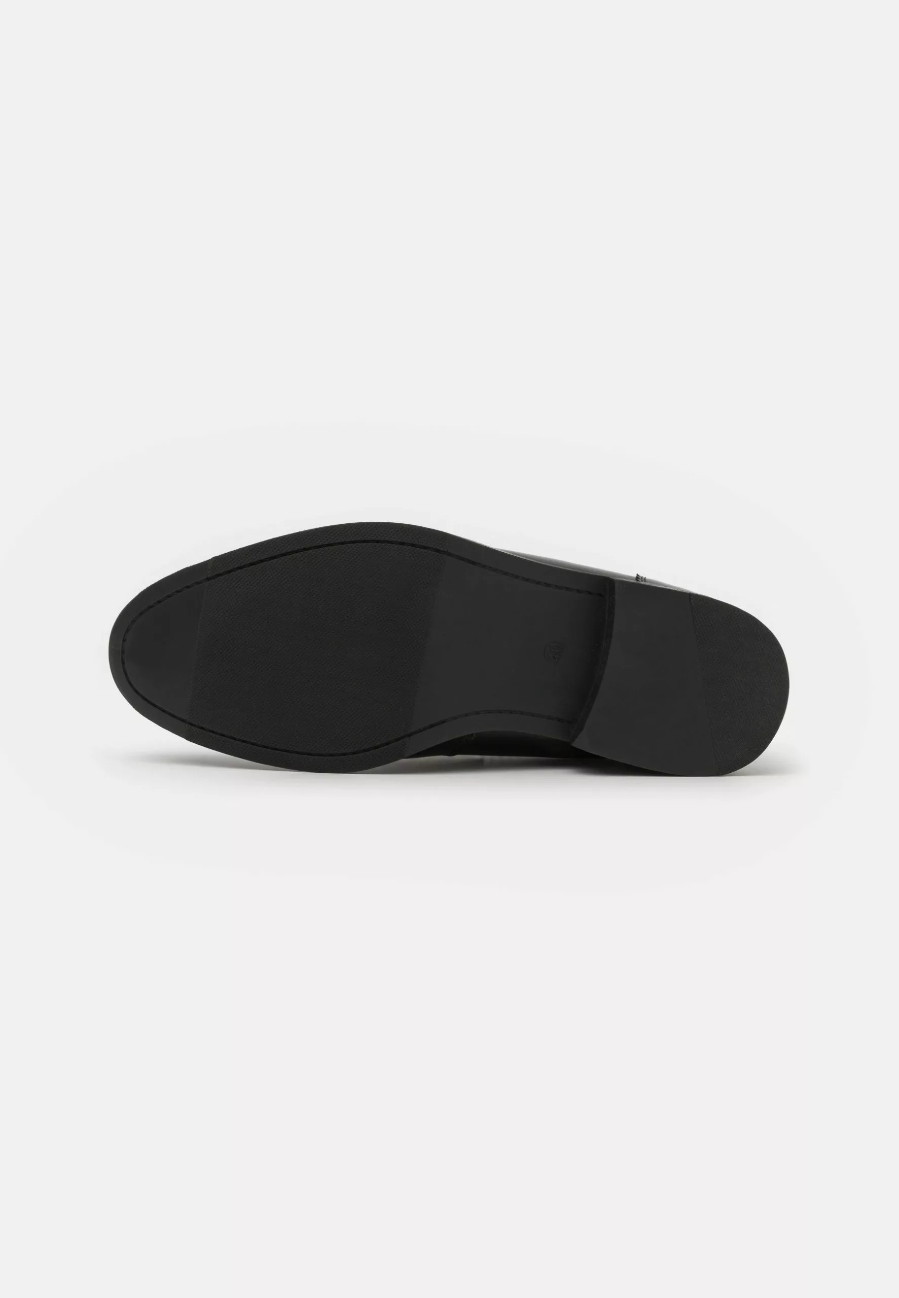 Pier One Slip-Ons - Black 5 Pier One Slip-Ons - Black - Image 5
