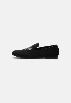 Pier One Slip-Ons - Black