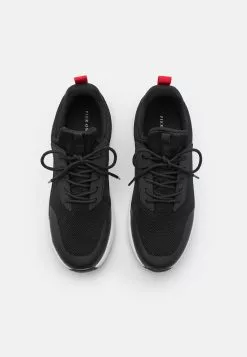 Pier One Trainers - Black -Pier One Shop 1c425e529e484e5991d10e47a7b41649