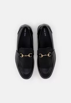 Pier One Slip-Ons - Black -Pier One Shop 1f1057b532e14dfe8254c69408a26aba