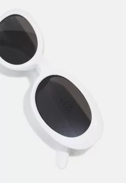 Pier One Unisex - Sunglasses - White 5 Pier One Unisex - Sunglasses - White -Pier One Shop 23546918e94f4ab28ea73c60259a89c5