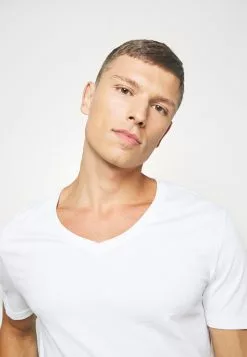 Pier One 2 Pack - Basic T-Shirt - White -Pier One Shop 2464778c5d314b51b098f8e722d959b0