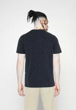 Pier One 5 Pack - Basic T-Shirt - Dark Blue/White/Red 12 Pier One 5 Pack - Basic T-Shirt - Dark Blue/White/Red -Pier One Shop 295c2df551ed43f6a208a62db37e5d5f