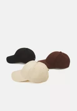 Pier One Unisex 3 Pack - Cap - Black/Dark Brown/Beige -Pier One Shop 322c39d131ac488ea8bb229f1824c6e8