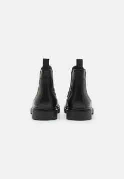 Pier One Leather - Classic Ankle Boots - Black 8 Pier One Leather - Classic Ankle Boots - Black -Pier One Shop 38fceb26209f4f8e8e56a5d89f6e46d5