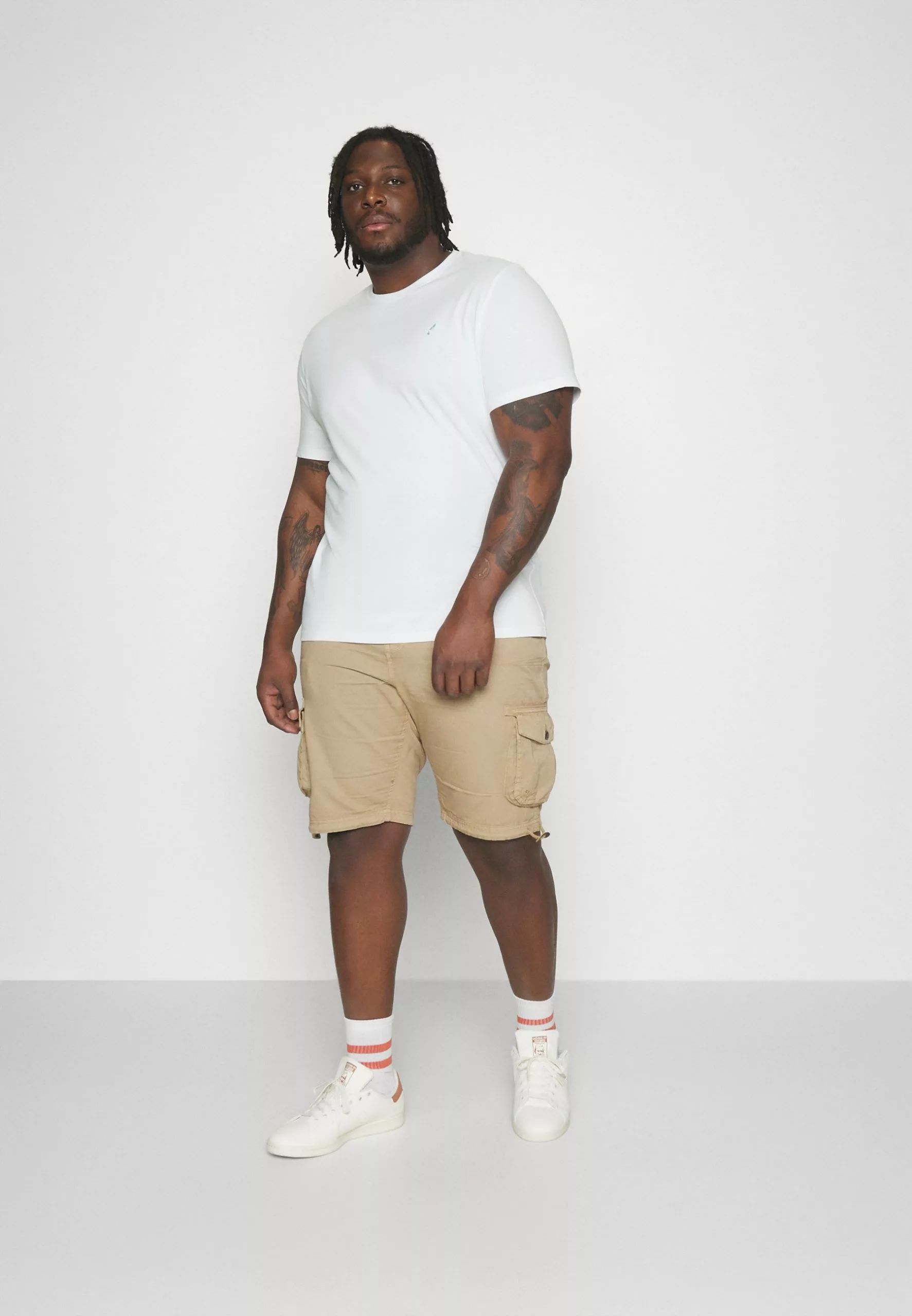 Pier One 5 Pack - Basic T-Shirt - White/Mottled Dark Grey/Bordeaux 1 Pier One 5 Pack - Basic T-Shirt - White/Mottled Dark Grey/Bordeaux