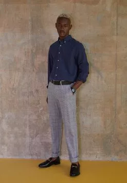 Pier One Slip-Ons - Black -Pier One Shop 441996f94c3d45c7926d5f468a46061a