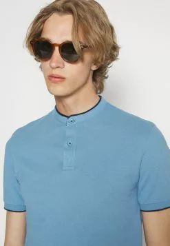 Pier One Basic T-Shirt - Light Blue -Pier One Shop 456fe74b3a0247ada5ec82d4c6c9d7ce