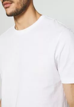 Pier One 5 Pack - Basic T-Shirt - White/Black/Bordeaux -Pier One Shop 4a6de0d2b72e4f1290d4d17a26a3cd34