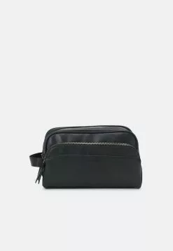 Pier One Wash Bag - Black