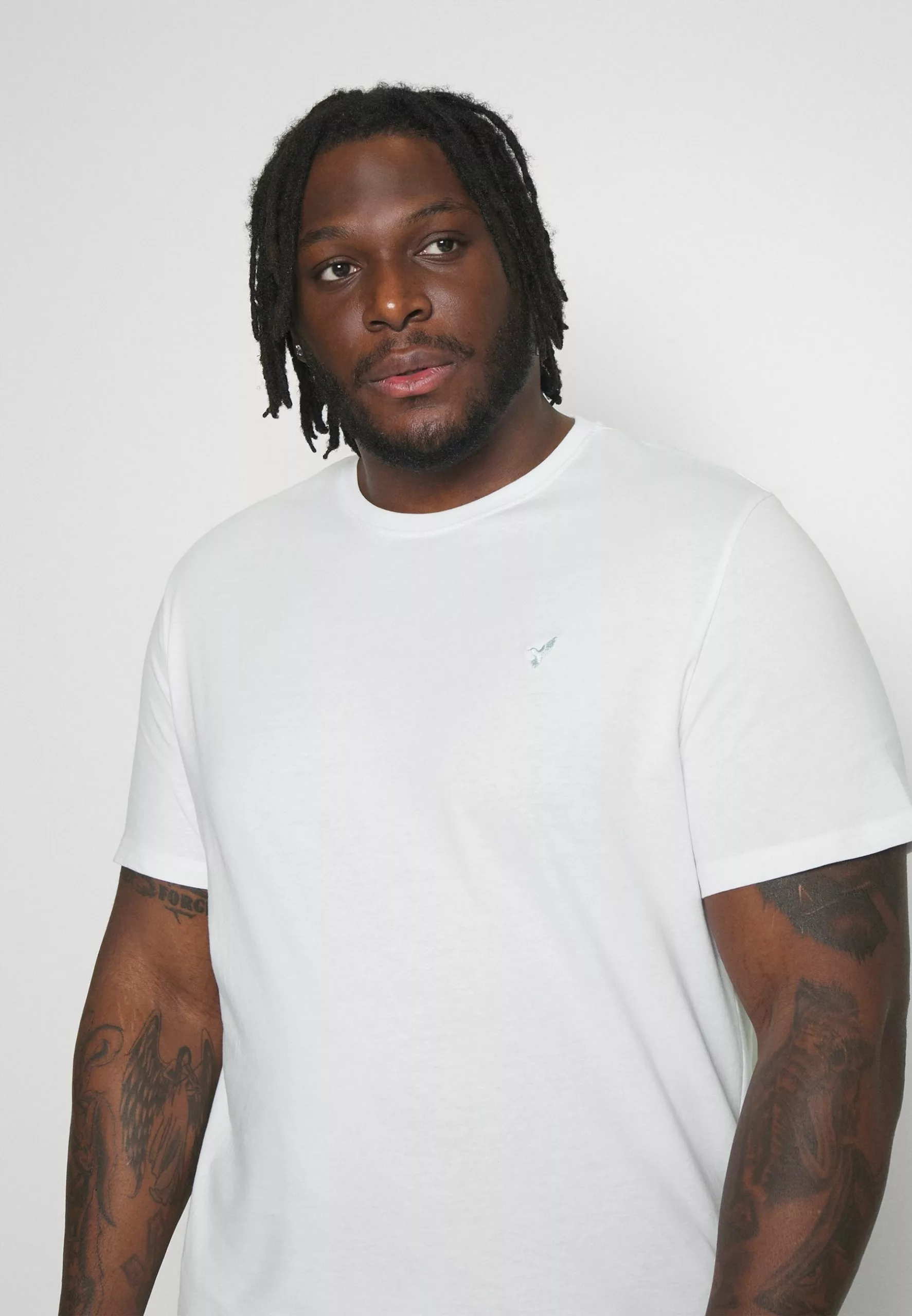 Pier One 5 Pack - Basic T-Shirt - White/Mottled Dark Grey/Bordeaux 6 Pier One 5 Pack - Basic T-Shirt - White/Mottled Dark Grey/Bordeaux - Image 6