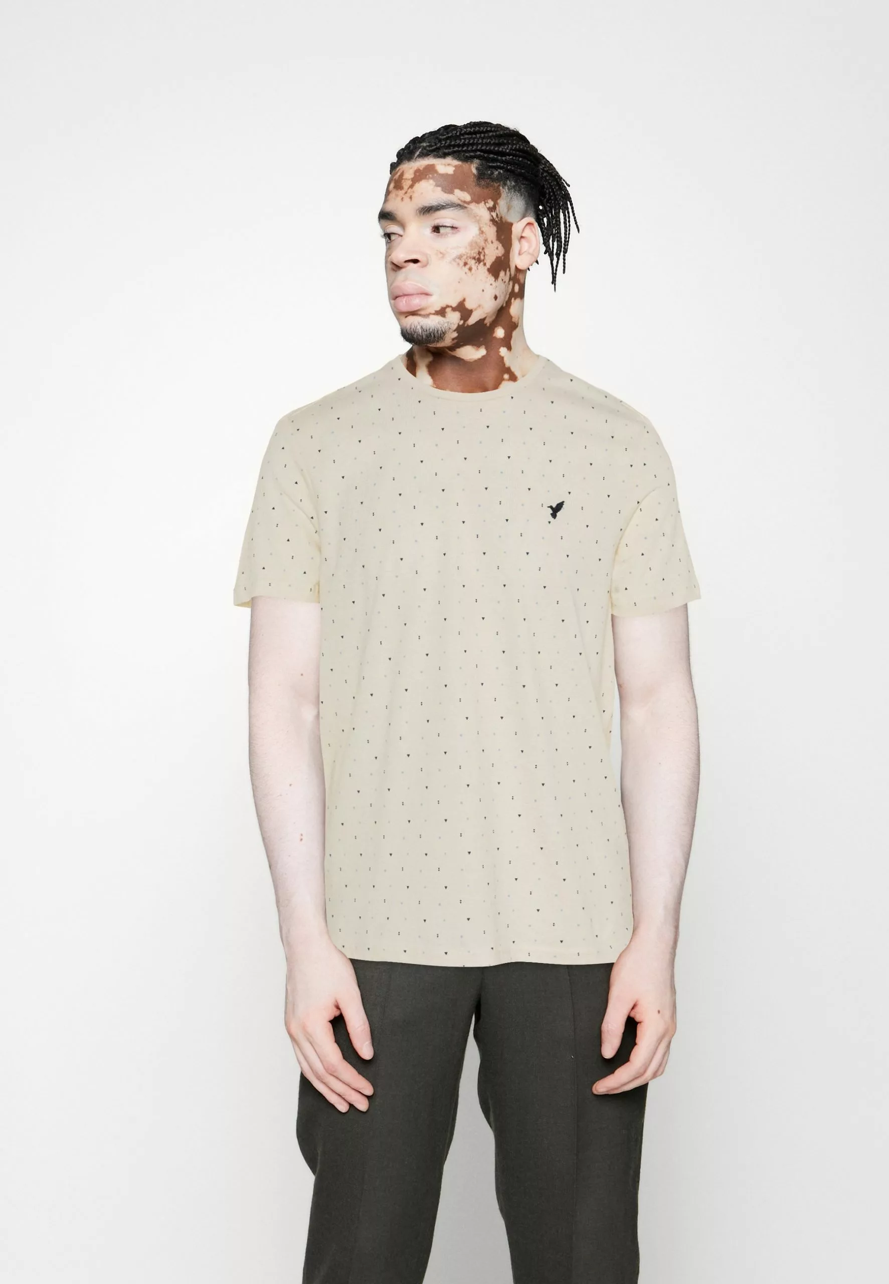 Pier One 5 Pack - Basic T-Shirt - Dark Blue/White/Red 7 Pier One 5 Pack - Basic T-Shirt - Dark Blue/White/Red - Image 7