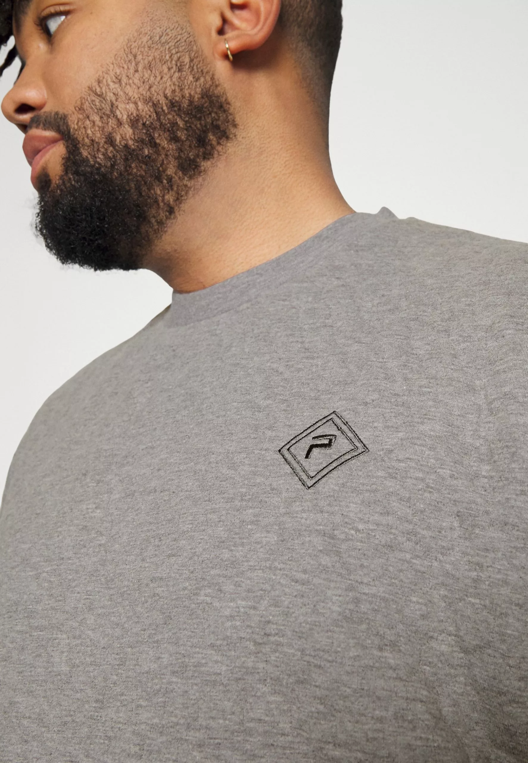 Pier One Sweatshirt - Grey 6 Pier One Sweatshirt - Grey - Image 6