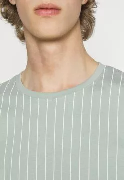 Pier One Print T-Shirt - Light Green -Pier One Shop 59fcdea2813b4b59818e5463a76c36f9