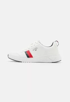 Pier One Trainers - White
