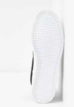 Pier One Trainers - Black -Pier One Shop 6b80b5091d384f6090c5f67b2a982c51