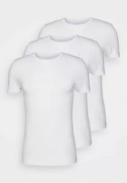 Pier One 3 Pack Muscle Fit- Basic T-Shirt - White 8 Pier One 3 Pack Muscle Fit- Basic T-Shirt - White -Pier One Shop 74e6dafee9a04fa989c9d0d0b4d2897f