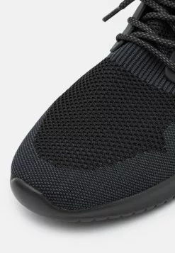 Pier One Trainers - Black -Pier One Shop 8159e4a34d9444e3853e2b0c014ec257