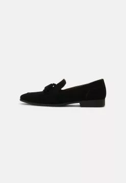 Pier One Slip-Ons - Black