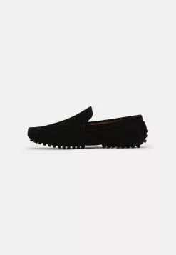 Pier One Moccasins - Black
