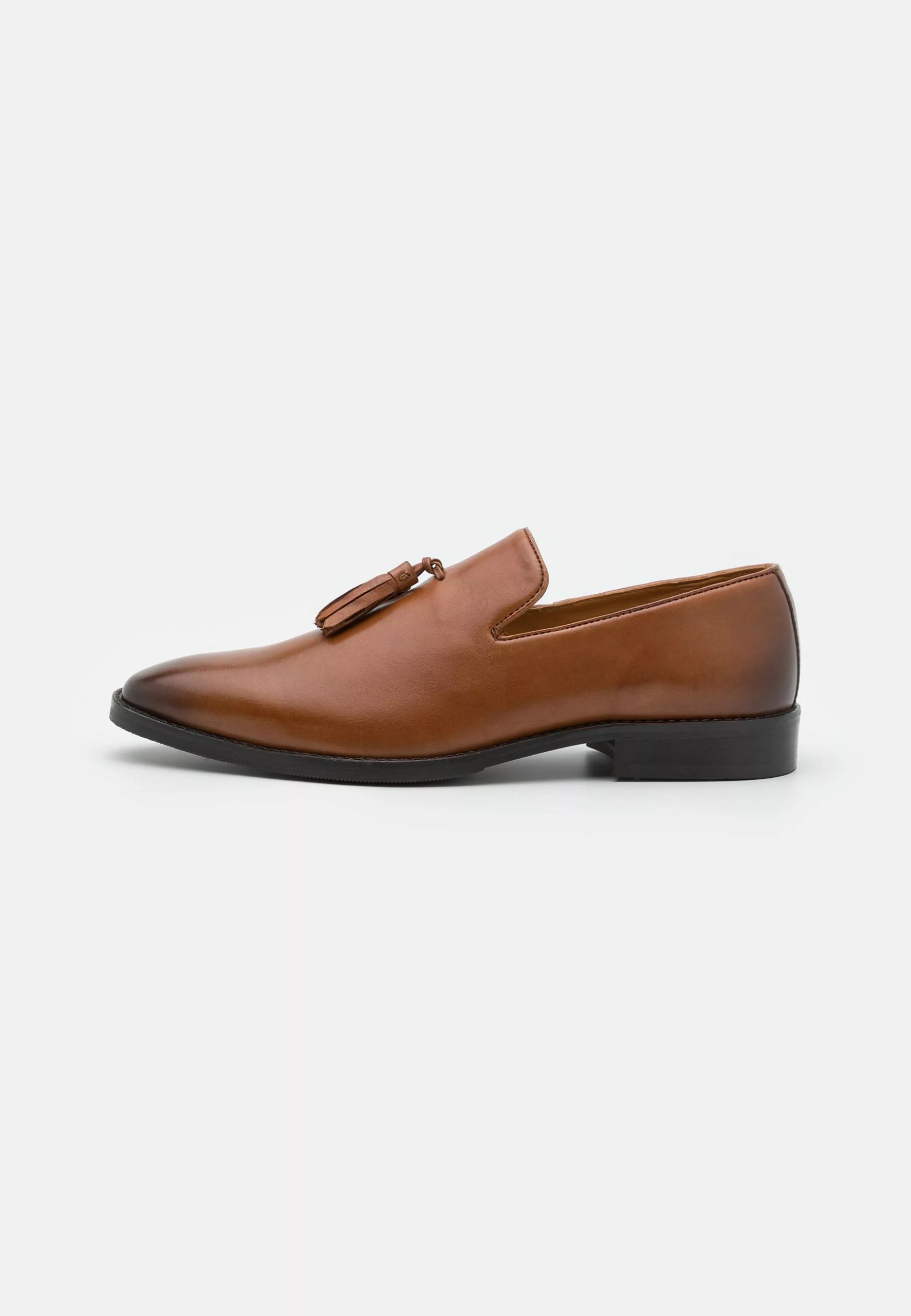 Pier One Slip-Ons - Cognac 1 Pier One Slip-Ons - Cognac