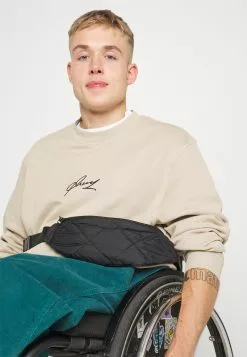 Pier One Sweatshirt - Tan -Pier One Shop 9998c119a3924cb38accaa46e749df2e