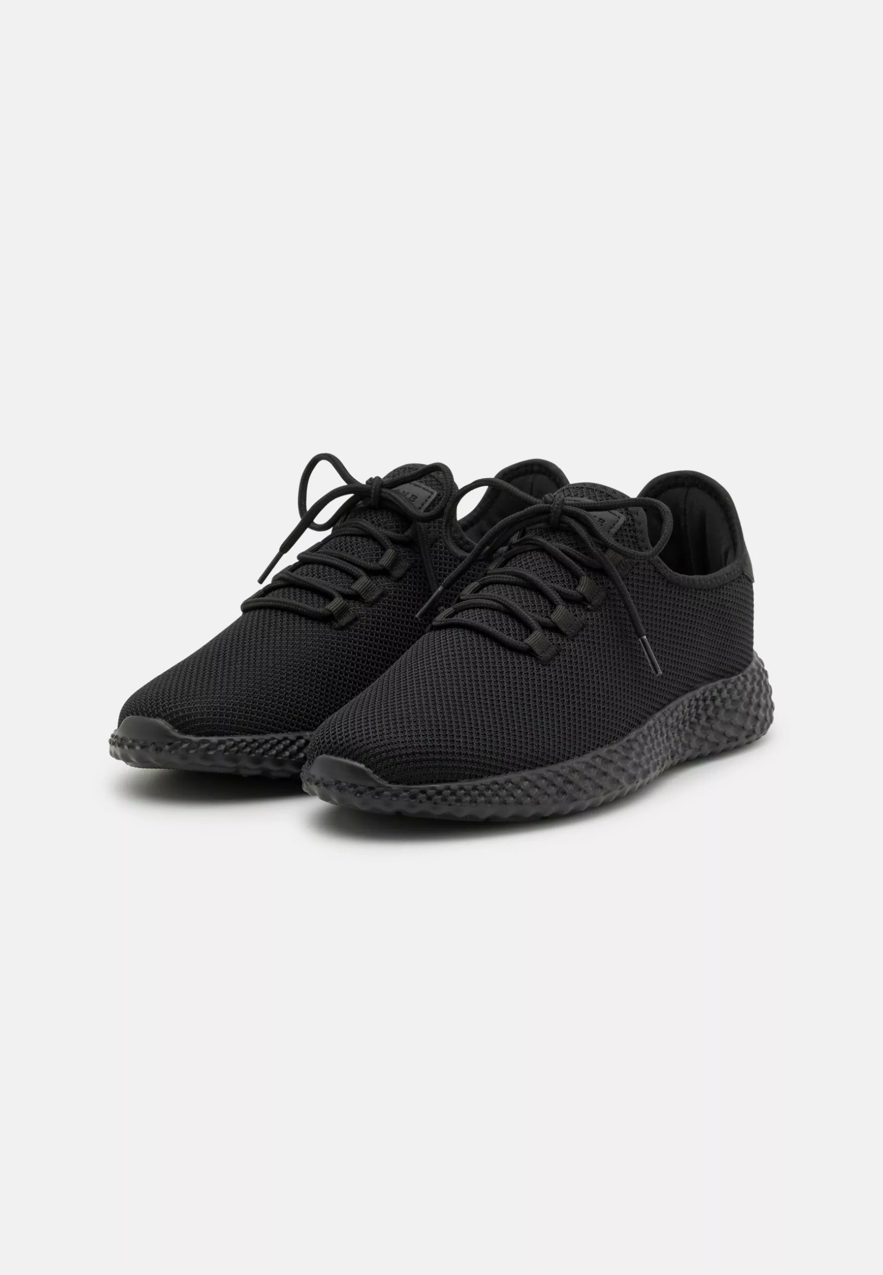Pier One Trainers - Black 2 Pier One Trainers - Black - Image 2