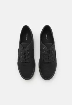 Pier One Trainers - Black -Pier One Shop a3cc0d24a58241b99d791ae1e37aa93c