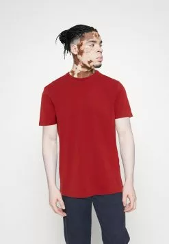 Pier One 5 Pack - Basic T-Shirt - Dark Blue/White/Red 14 Pier One 5 Pack - Basic T-Shirt - Dark Blue/White/Red -Pier One Shop a3ed67327c0a4dada0e6938404439ea9