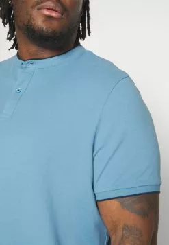 Pier One Basic T-Shirt - Light Blue -Pier One Shop ab4cd54cc1144af9a970ae146909daf5