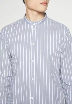 Pier One Muscle Fit Stand- Shirt - Blue -Pier One Shop aef632d443f84662a23ef0d9f4646ec0