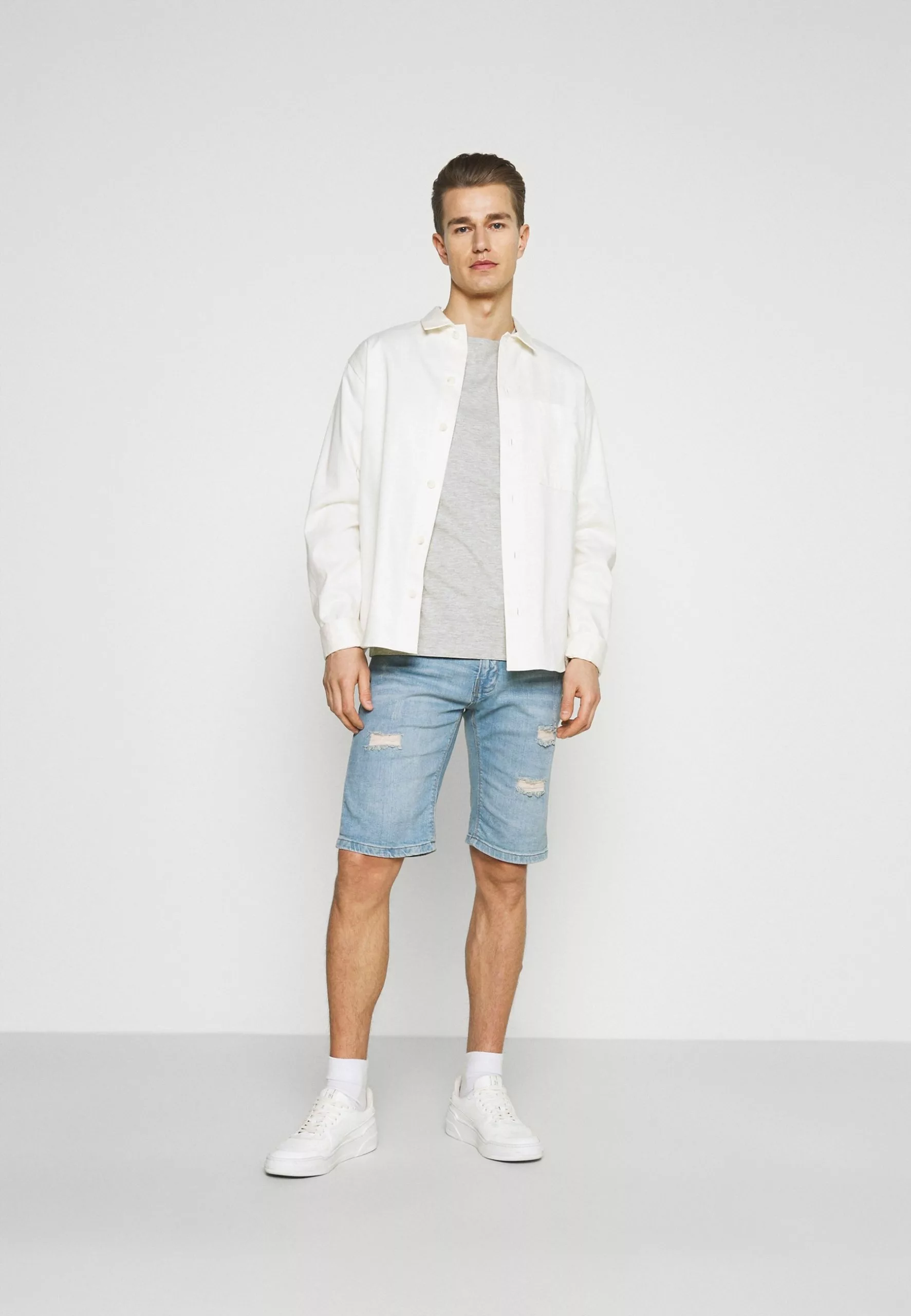 Pier One 3 Pack - Basic T-Shirt - Black/Grey/Bordeaux 1 Pier One 3 Pack - Basic T-Shirt - Black/Grey/Bordeaux