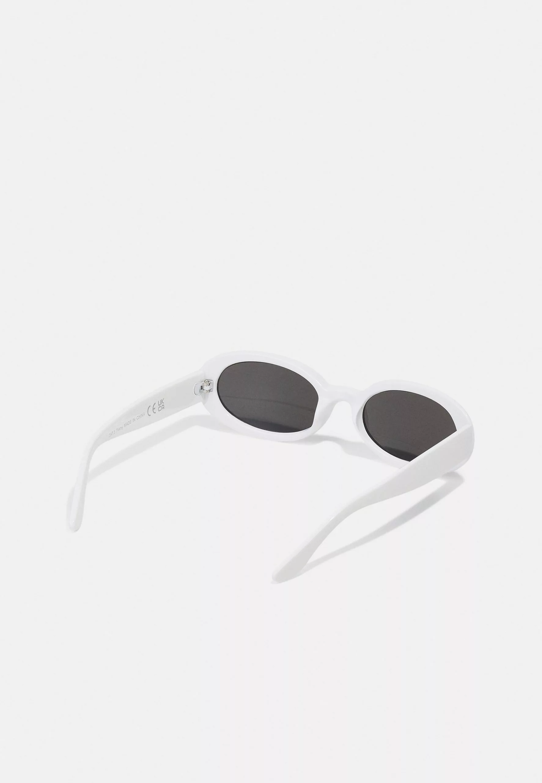 Pier One Unisex - Sunglasses - White 2 Pier One Unisex - Sunglasses - White - Image 2