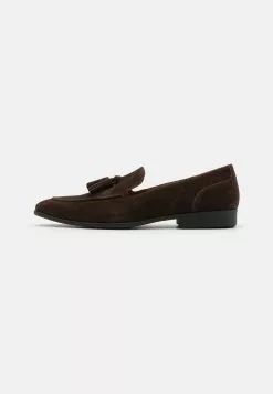 Pier One Slip-Ons - Brown
