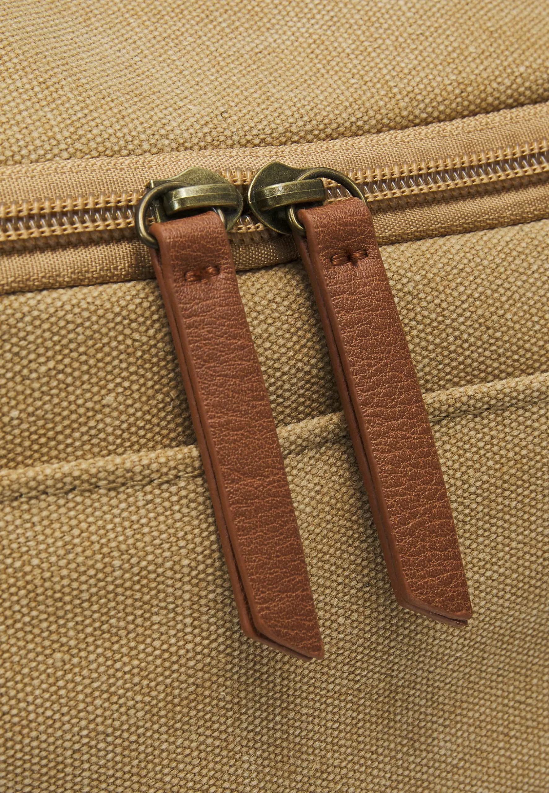 Pier One Unisex - Weekend Bag -Brown 5 Pier One Unisex - Weekend Bag -Brown - Image 5