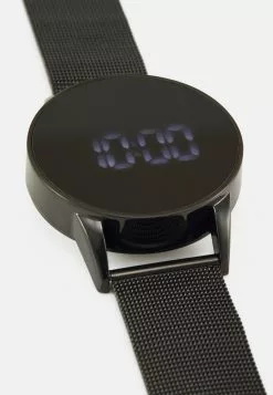 Pier One Smartwatch - Black -Pier One Shop bbf012a8af8349bfa24143042376f060