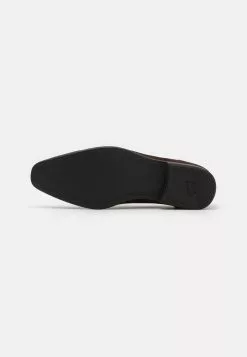 Pier One Slip-Ons - Brown -Pier One Shop bf827cee95634217983d23fadc857426