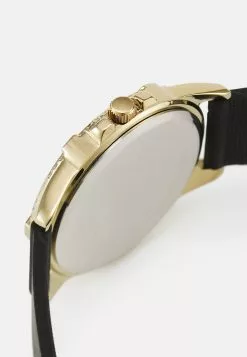 Pier One Unisex - Watch -Black -Pier One Shop c0a79f302a954fbd9f81b60c37bdd0de