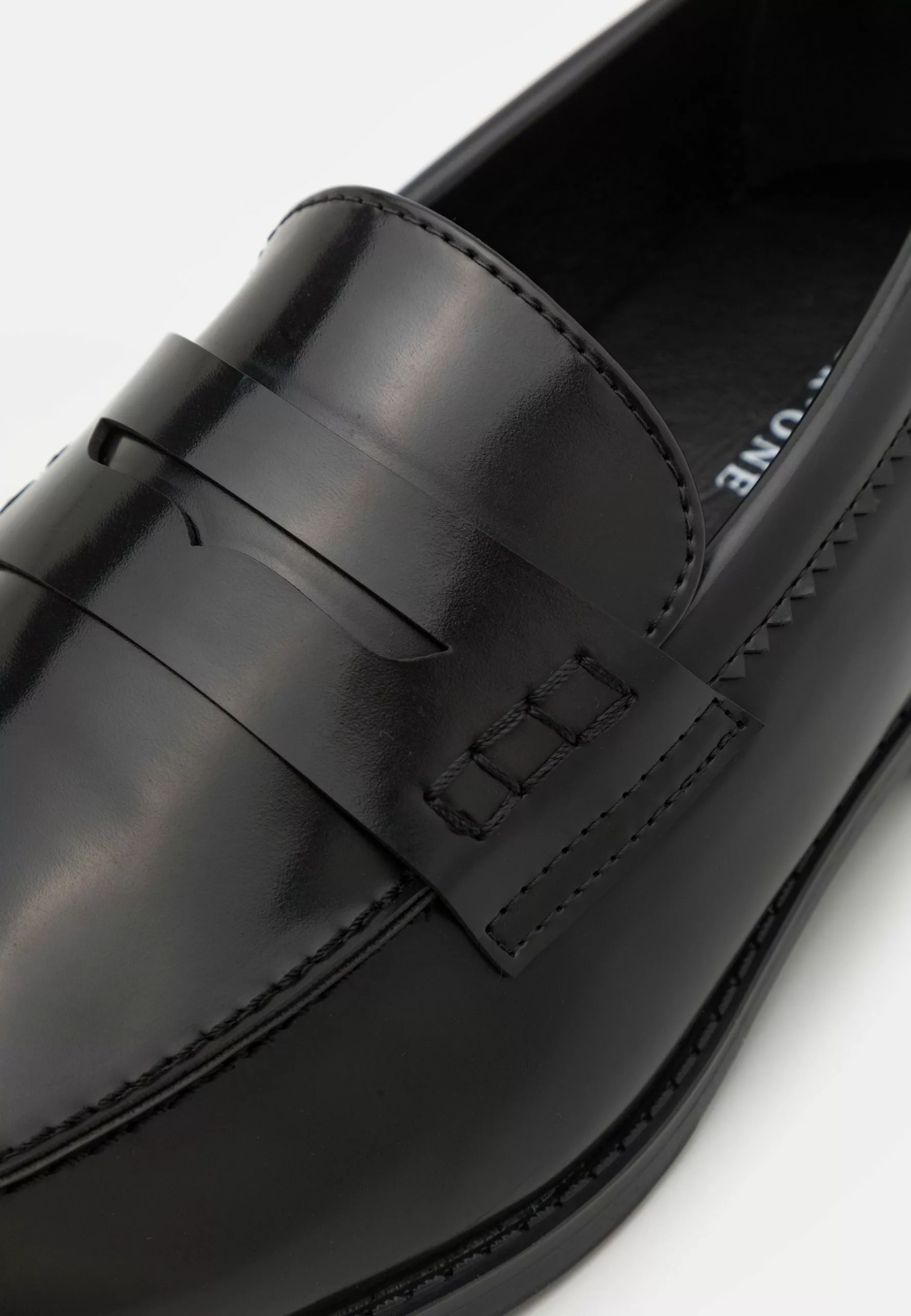 Pier One Slip-Ons - Black 6 Pier One Slip-Ons - Black - Image 6