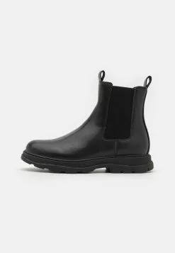 Pier One Classic Ankle Boots - Black