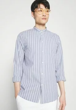 Pier One Muscle Fit Stand- Shirt - Blue -Pier One Shop c95aee840d27425d93f7825c3cd7c13d