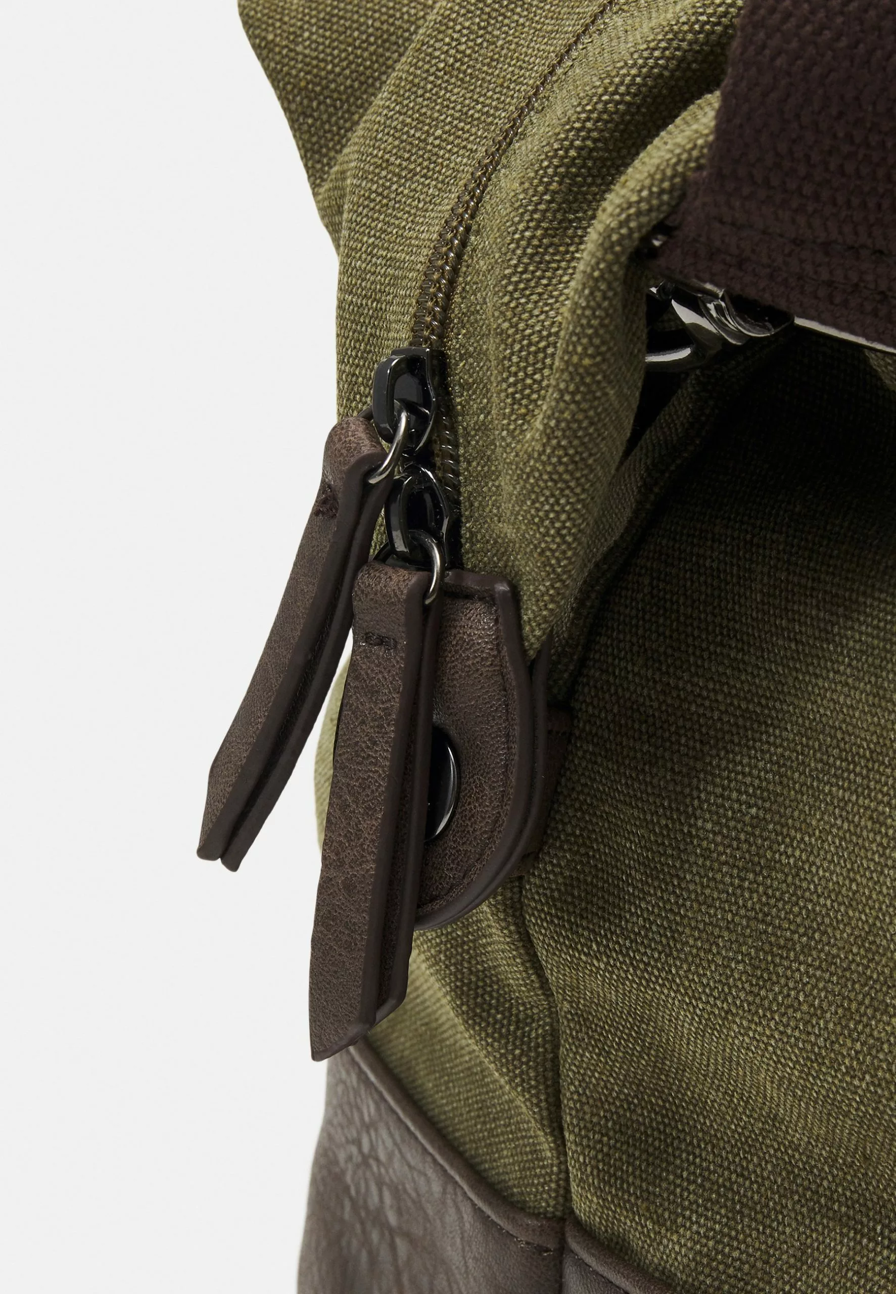 Pier One Unisex - Holdall - Khaki 4 Pier One Unisex - Holdall - Khaki - Image 4
