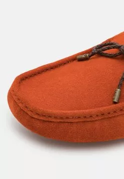 Pier One Leather - Moccasins - Red -Pier One Shop d36b99a1169544c0afa45386d87f705b