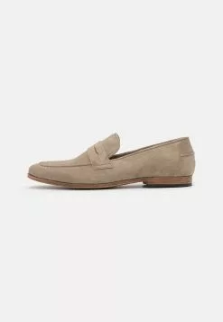 Pier One Leather - Slip-Ons - Beige