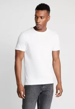 Pier One 3 Pack - Basic T-Shirt - White 7 Pier One 3 Pack - Basic T-Shirt - White -Pier One Shop e50b2210dfa14aeebbb37ff387ca1259