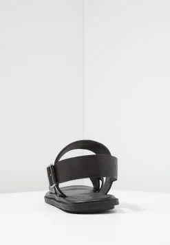 Pier One Sandals - Black -Pier One Shop e819b7c59f5a477281c4a36bc41d12ad