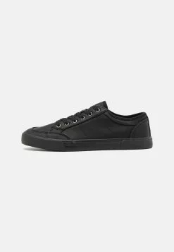 Pier One Trainers - Black